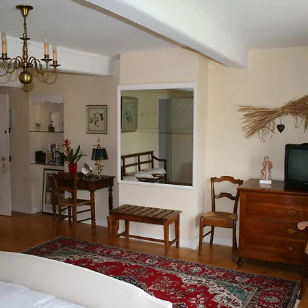 Guest house Domaine Du Chateau De Marchangy *