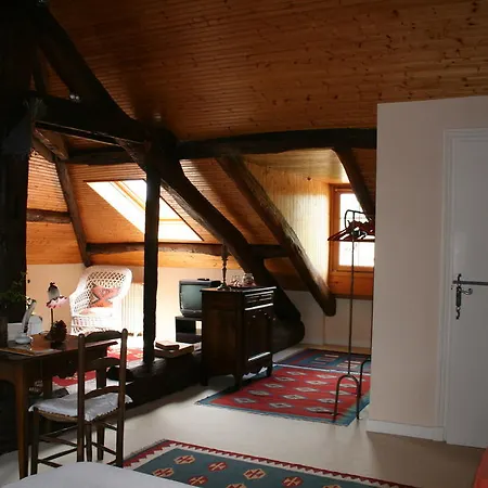Domaine Du Chateau De Marchangy