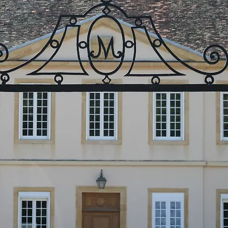 Guest house Domaine Du Chateau De Marchangy Saint-Pierre-la-Noaille